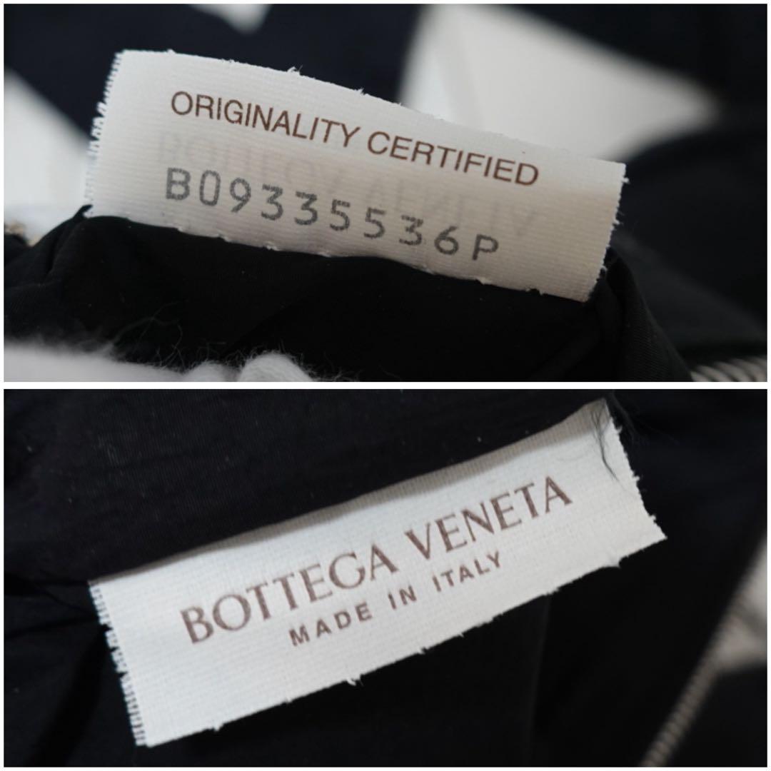 ボッテガヴェネタ パデッドテック カセット マキシイントレチャート　ブラック