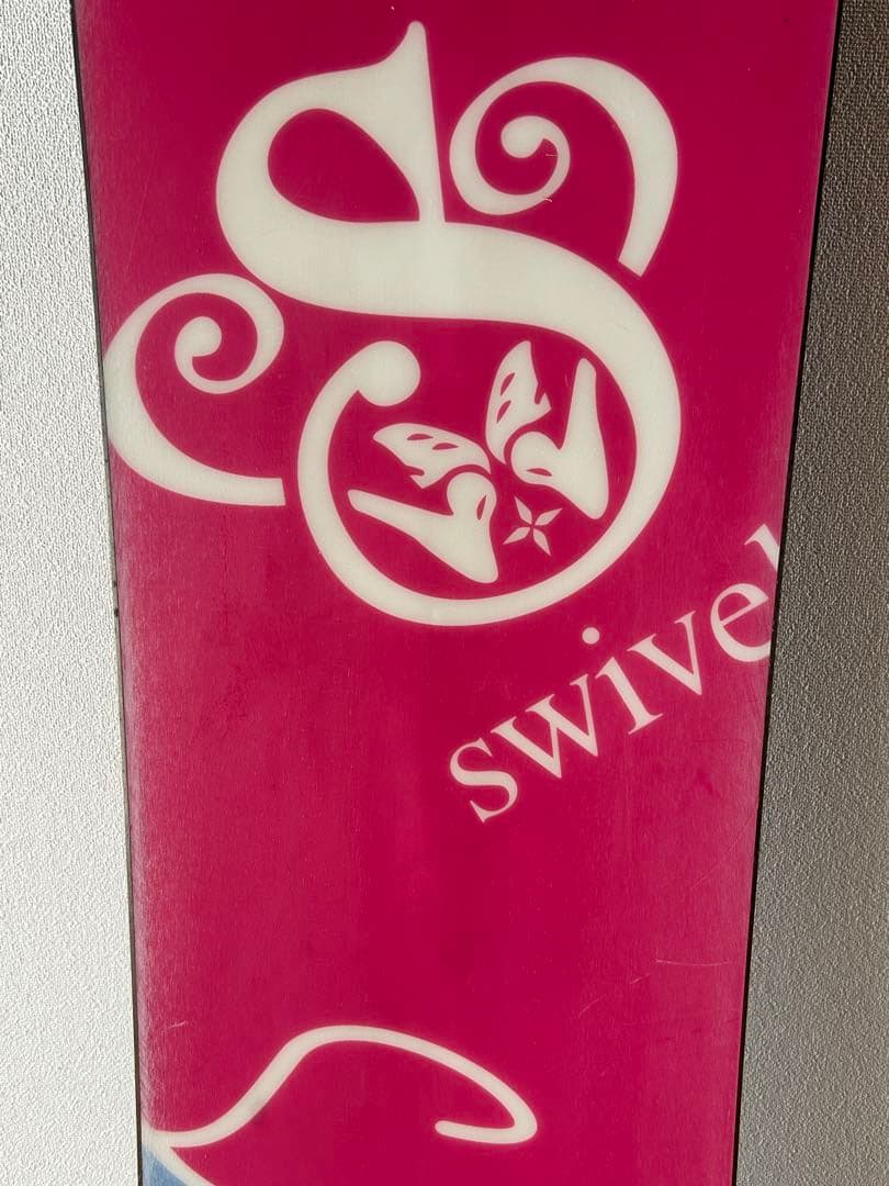 【swivel】スノーボード板（142cm）＋ビンディング（23-25cm）