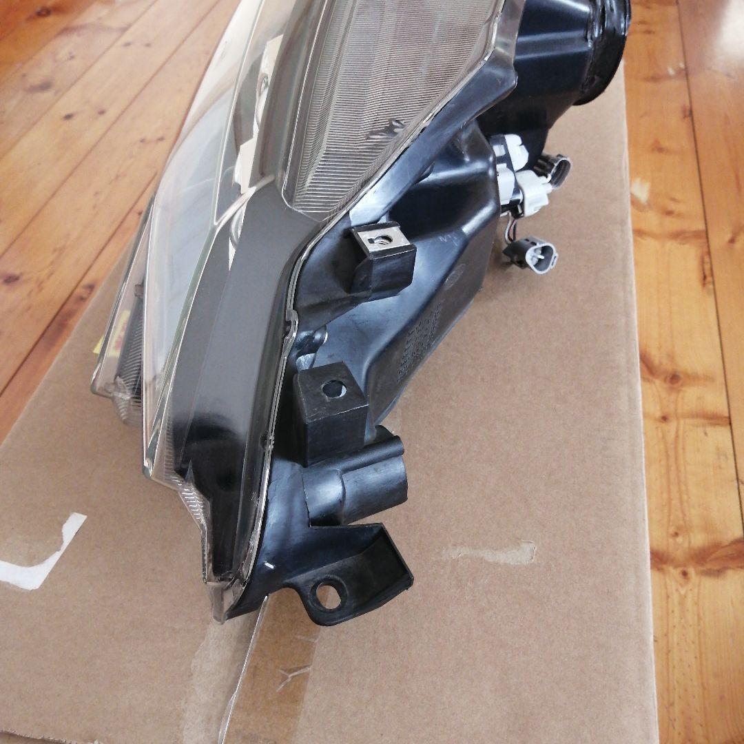 マークX GRX130 3眼ヘッドライト 右