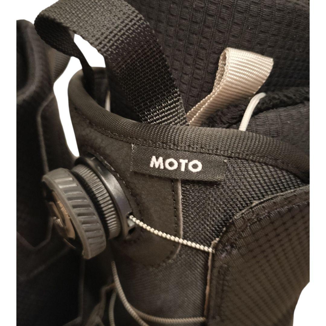 スノーボードブーツBOA