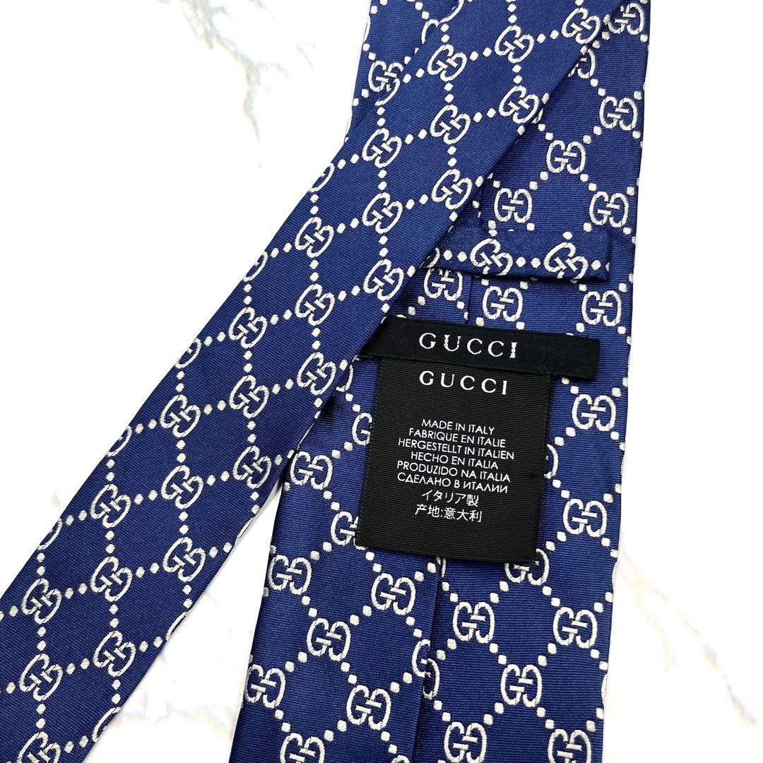 ◆まる◆GUCCI グッチ ネクタイ 紺色 GG柄 高級感