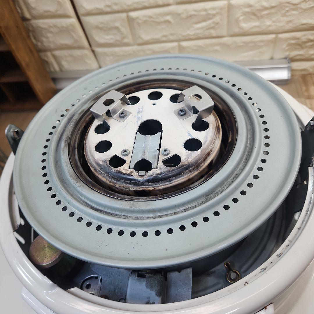 送料無料❤2013⑨️⭕️コロナ ホワイト 石油ストーブ 安全ガード付き