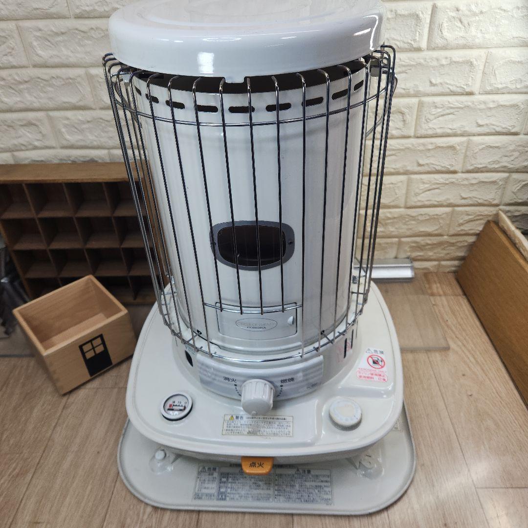 送料無料❤2013⑨️⭕️コロナ ホワイト 石油ストーブ 安全ガード付き