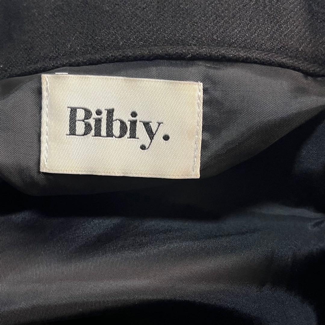 Bibiy. MELINDA CAPE BLACK リボン付き　ケープコート