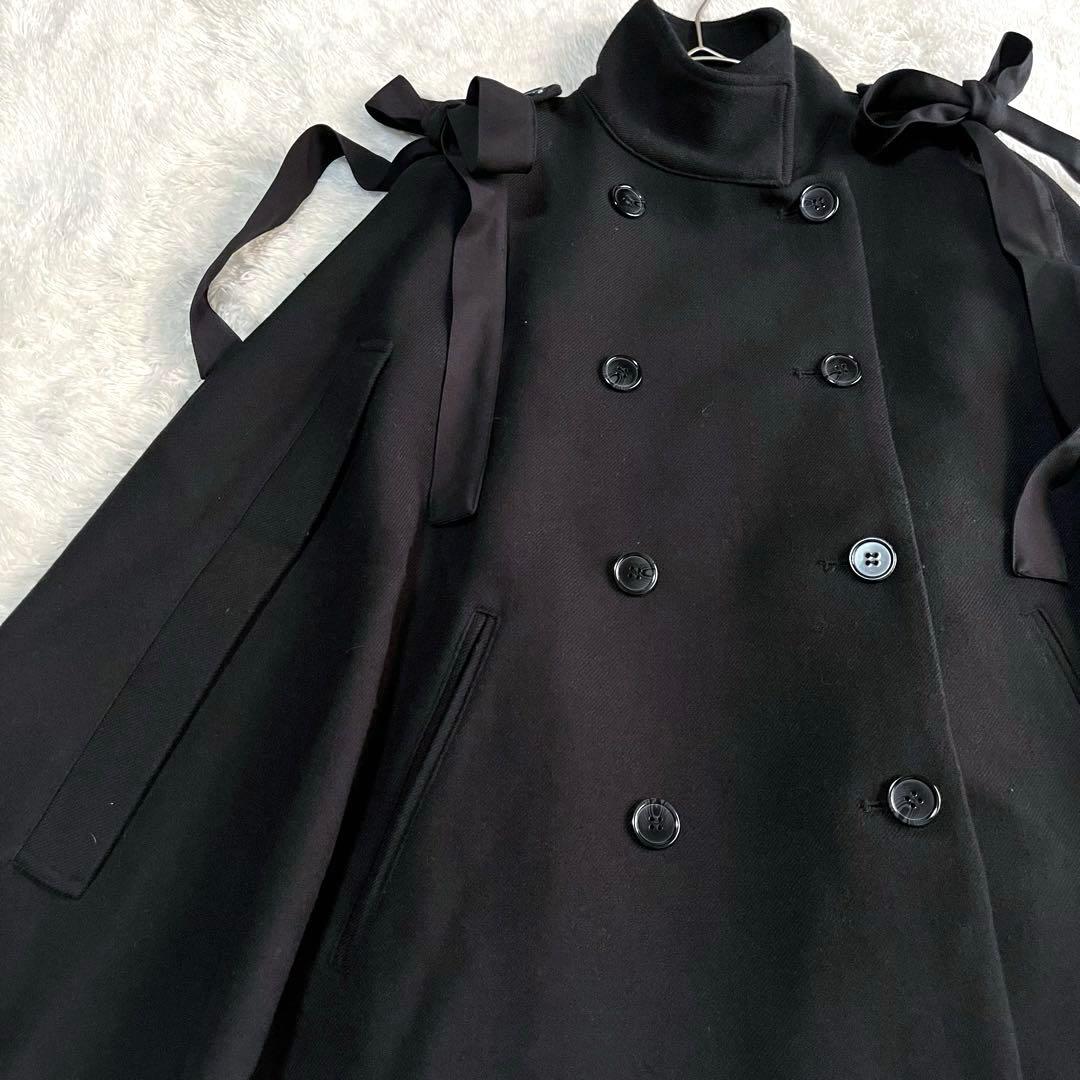 Bibiy. MELINDA CAPE BLACK リボン付き　ケープコート