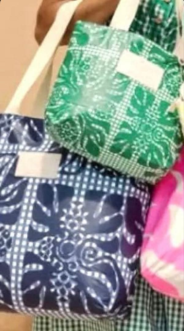 キラクロ　ALOHAコレクション　ネイビートート