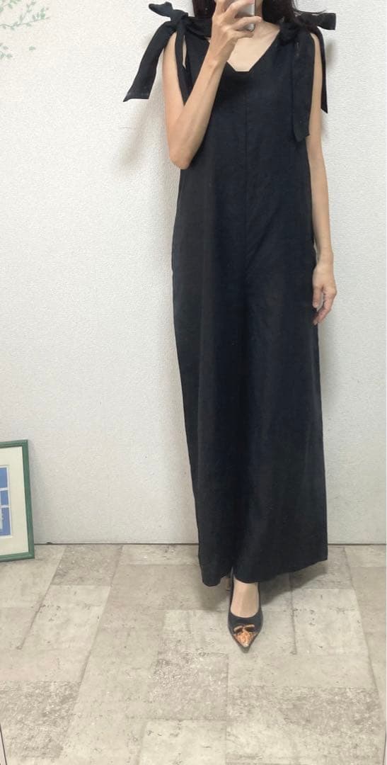 新品未使用タグ付ツルバイマリコオイカワリボン付ロングオールインワン34ブラック