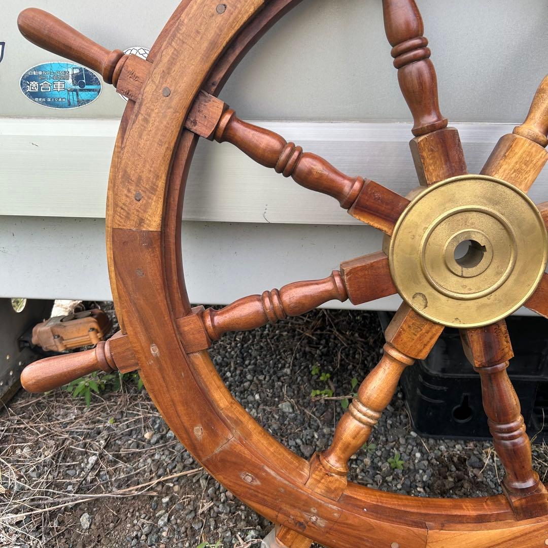船　進行方向　操作　舵輪　だりん　操舵輪　そうだりん　木製 8本ハンドル