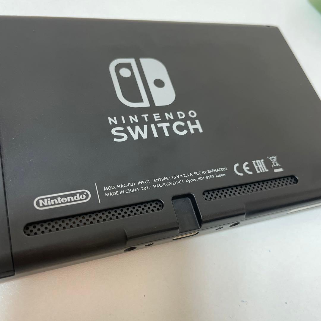 ニンテンドーswitch本体の　ピンクグリーン