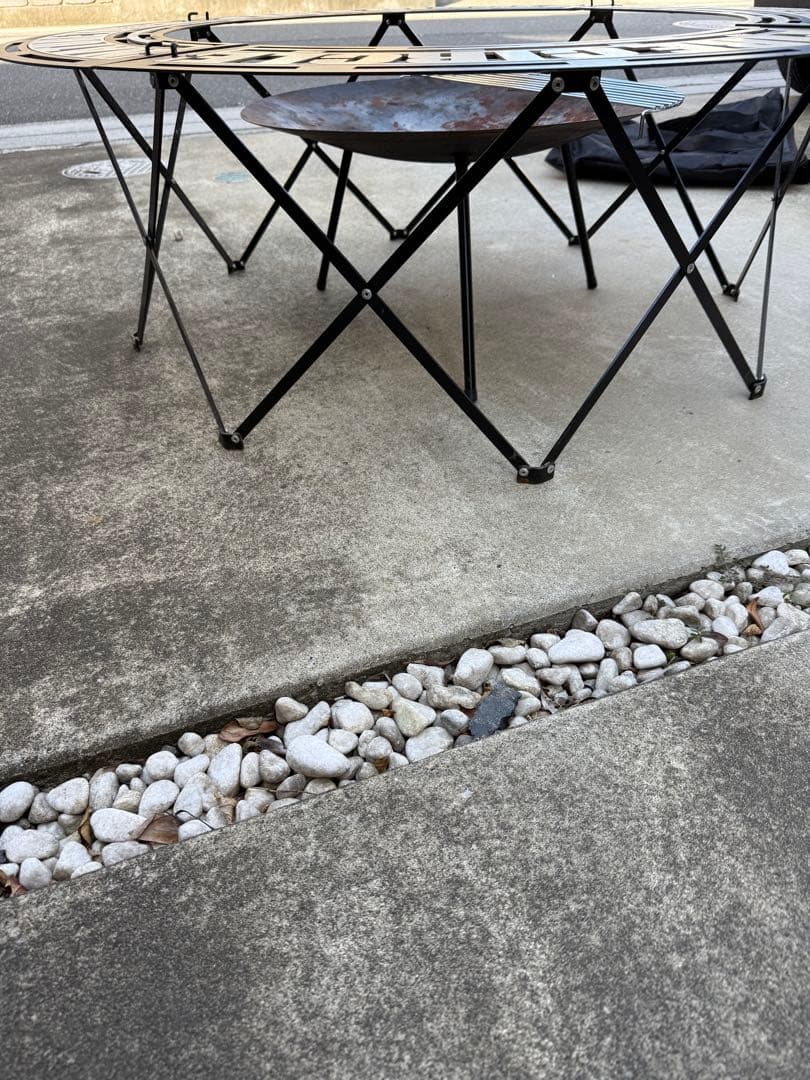 Naturetones オクタゴンサークル サイドテーブル 焚火