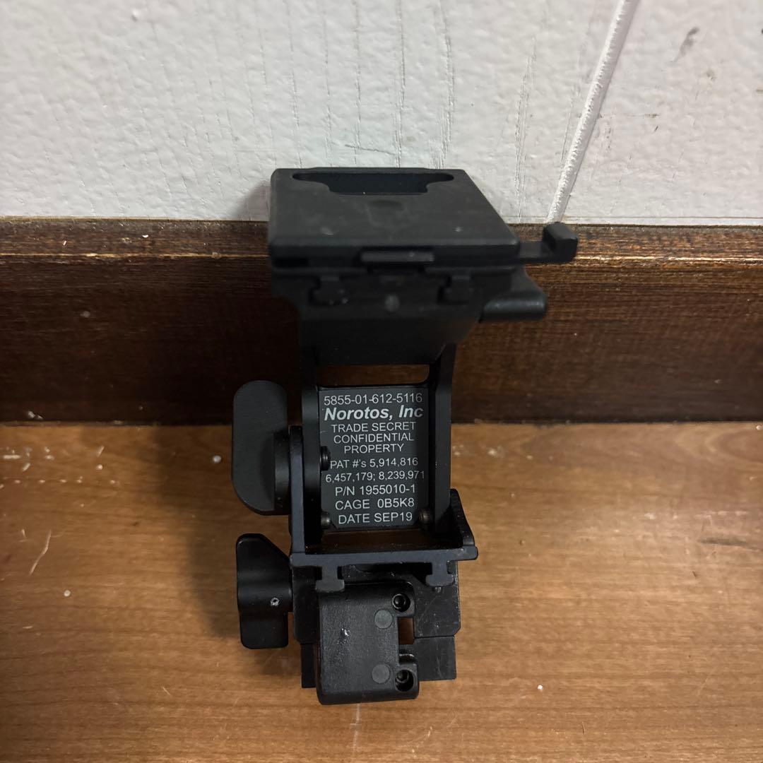 米軍　実物　ECH HELMET CERADYNE 社製HELMET LARGE