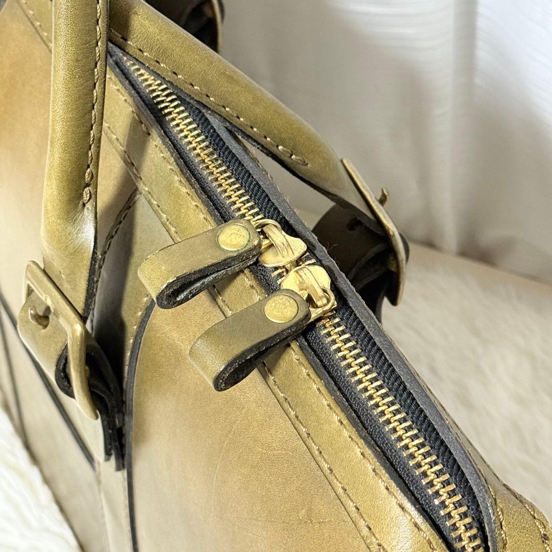 ⭐️美品⭐️　HERZ　ヘルツ　2way　ハンドバッグ　ファスナー式開閉