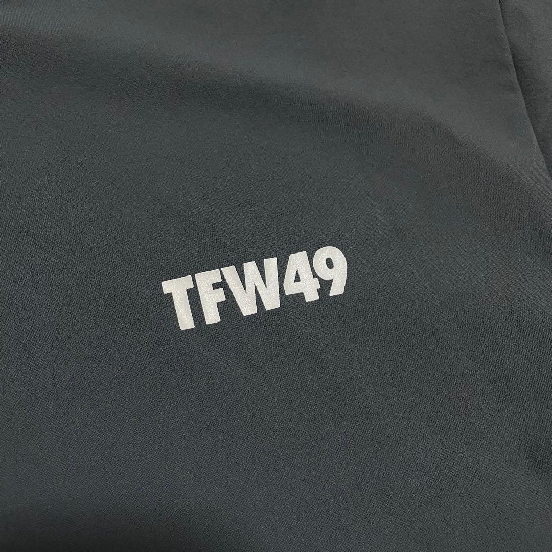 2025新作　TFW49 モックネック　Tシャツ　チャコール　M ゴルフ