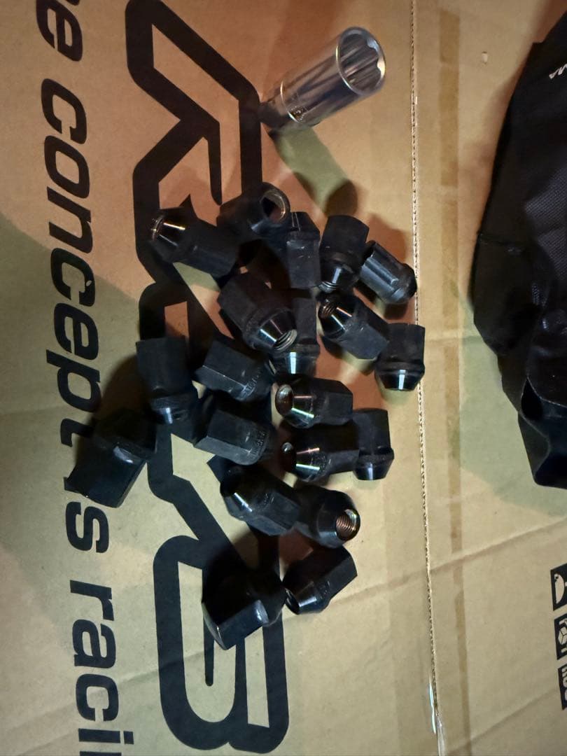 レアマイスターティニャネロBK/PO 20インチ8.5J 5H114 +45