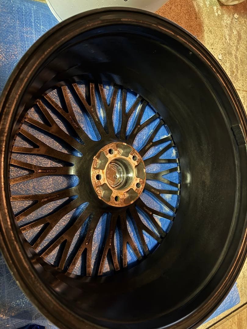 レアマイスターティニャネロBK/PO 20インチ8.5J 5H114 +45