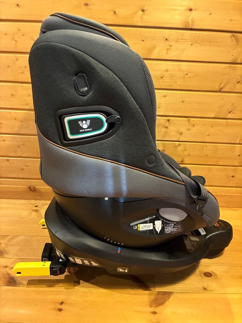 Apricaビッテプロテクト ISOFIXアカチャンホンポ限定モデル