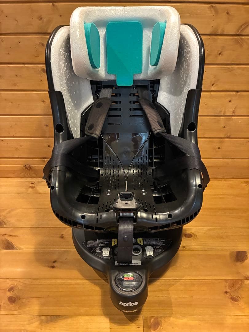 Apricaビッテプロテクト ISOFIXアカチャンホンポ限定モデル