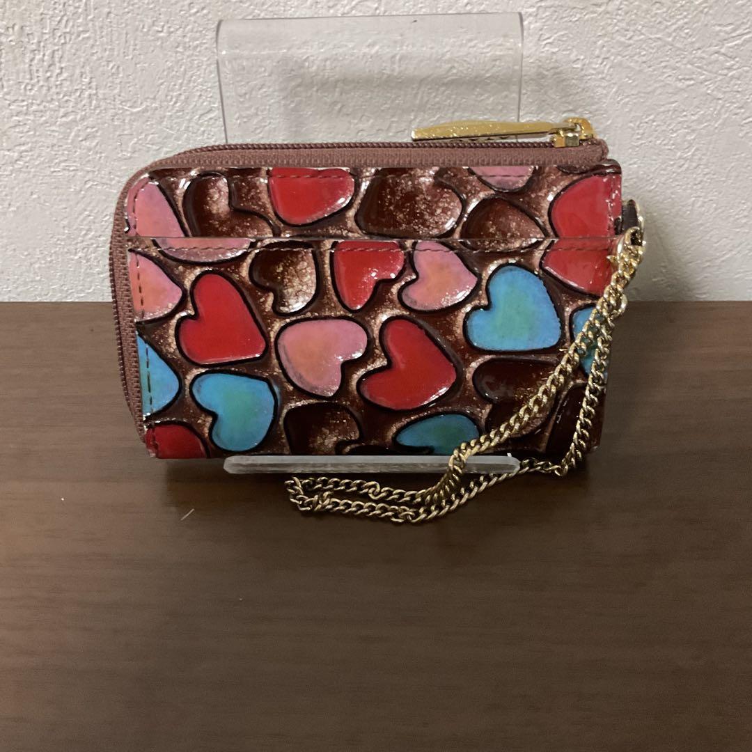 ☆開店セール☆ 人気 美品 アタオ レザー ロゴプレート キーケース