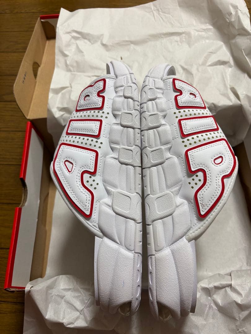 す*ず様 Nike AIR サンダル ホワイト/レッド