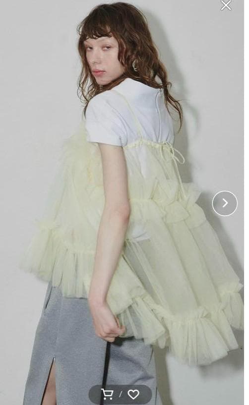 J1U　バイラベルエチュード★チュールボリュームフリルキャミソールチュニック