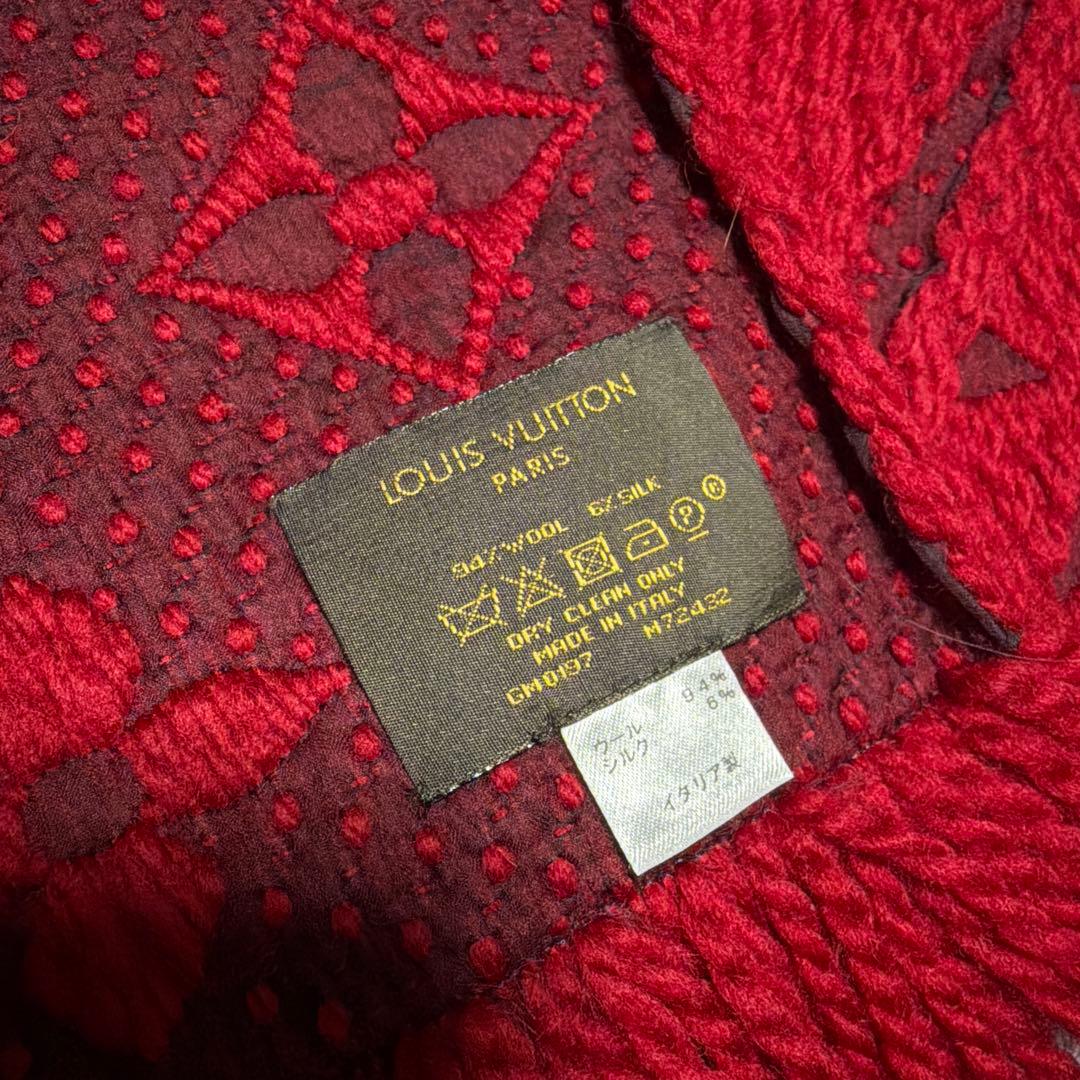 ルイヴィトン マフラー 赤