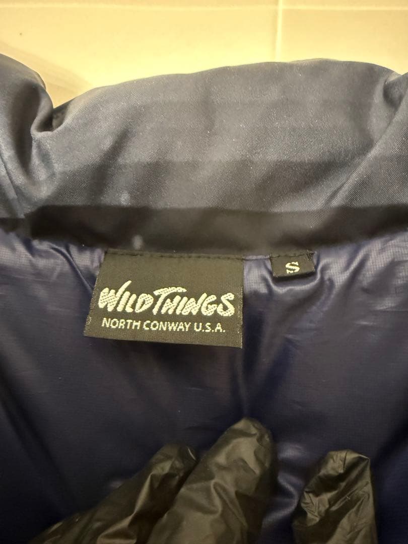 WILD THINGSネイビー ダウンベスト ノースリーブ サイズS