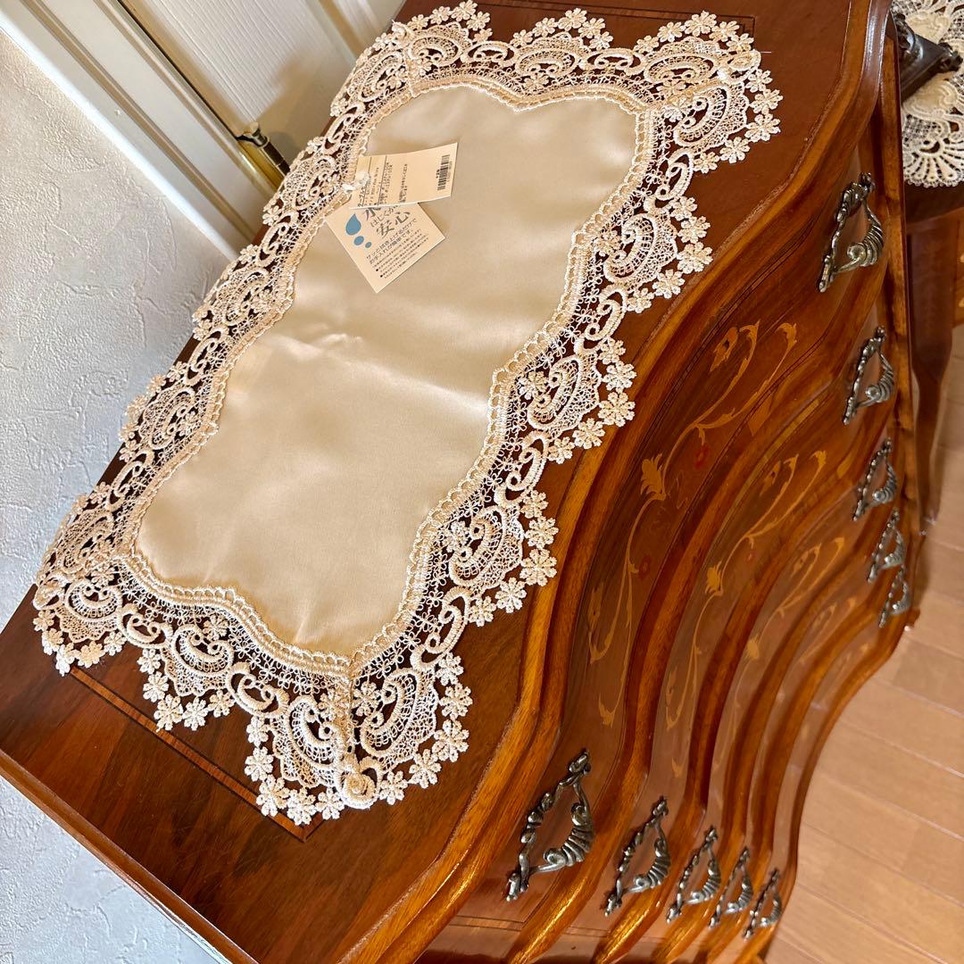 イタリア製 TAROCCO VACCARI猫足チェスト(家の置物と額絵はオマケ)