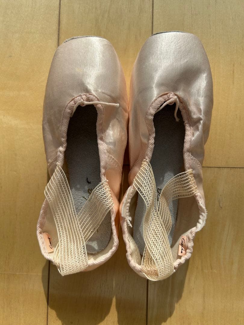 トウシューズ2足　ギャンバ97XX ５と５1/2