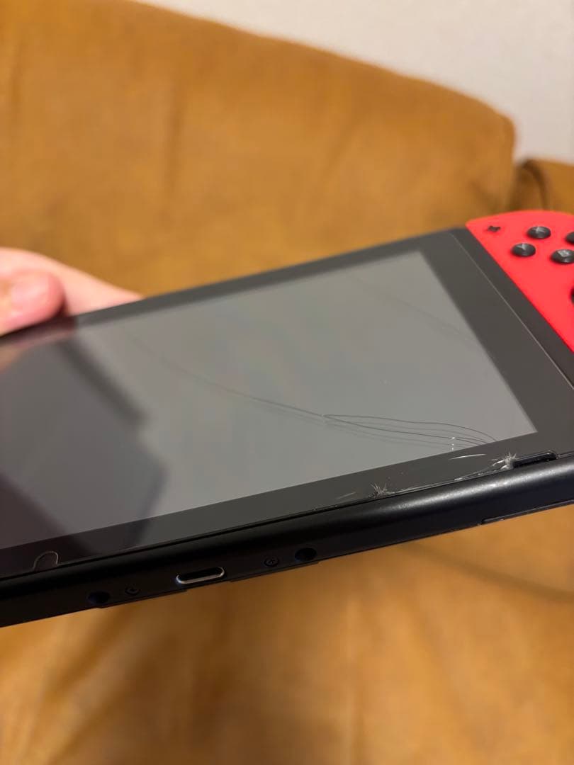 バ*ン様 【訳あり】Nintendo Switch 本体とワイヤレスコントローラ