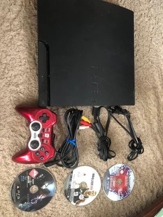 PS3本体 コントローラー