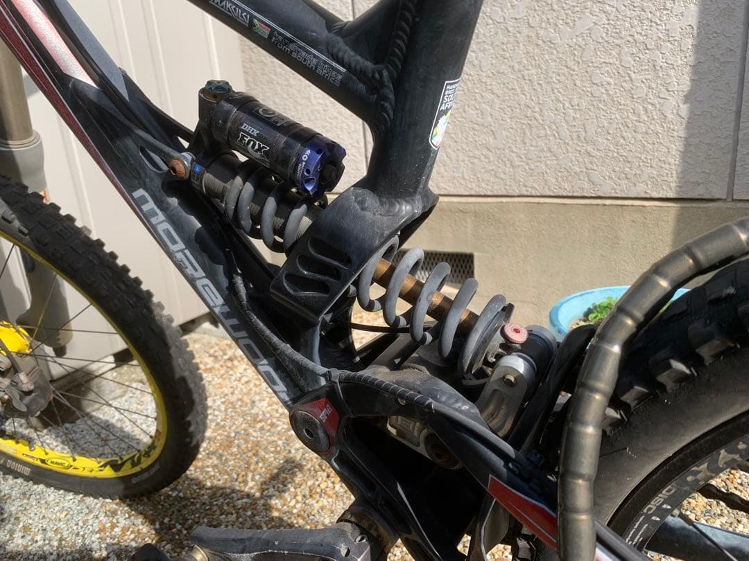 ダウンヒルバイク　自転車　ジャンク品　直接引取り歓迎