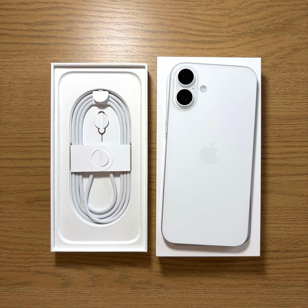 iPhone16Plus 256GB ホワイト 2ヶ月使用 美品SIMフリー