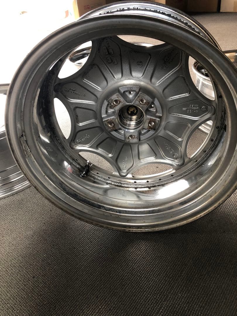 AME SHALLEN シャレン 19インチ 8J＋43 PCD114.3