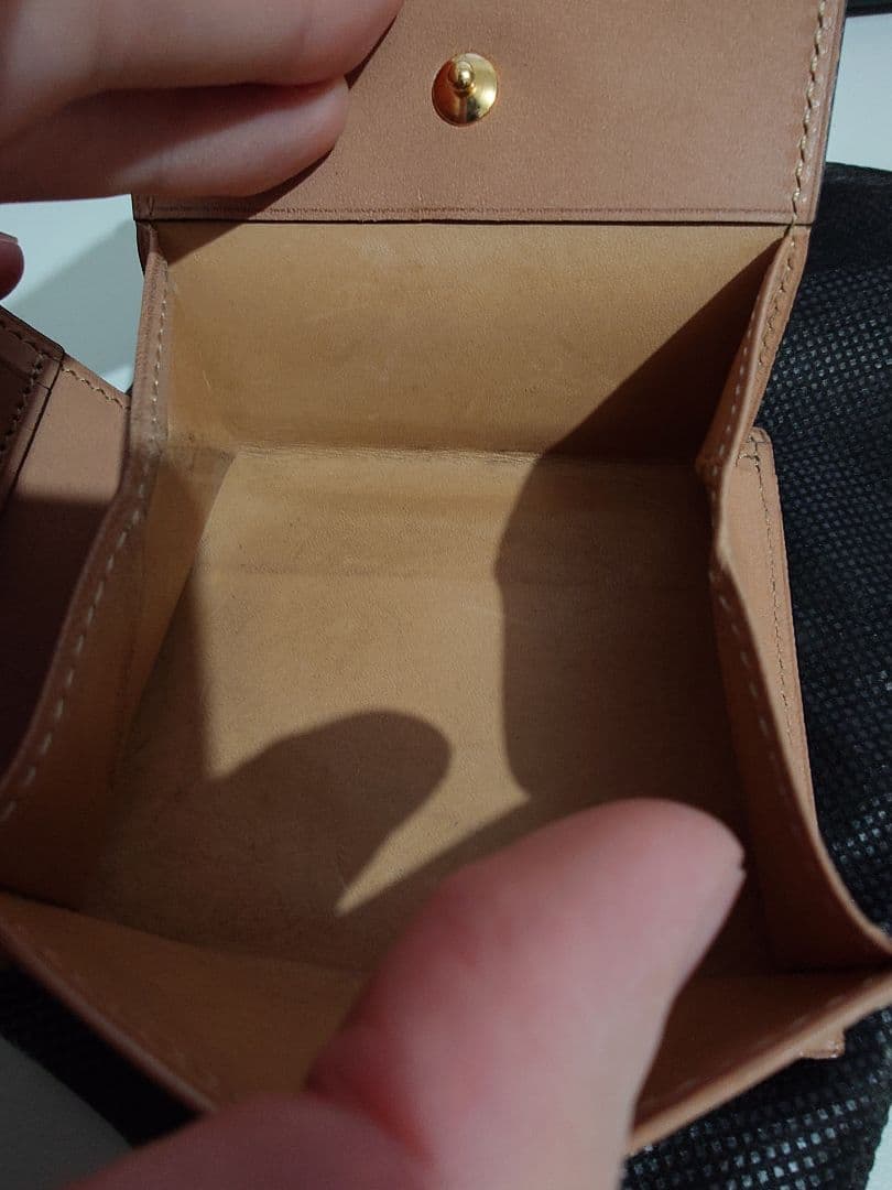 Flathority 二つ折り財布 シェルコードバン　バーボン