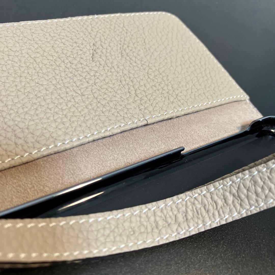 【新品同様】BONAVENTURA iPhone SE/8/7/6S ストラップ