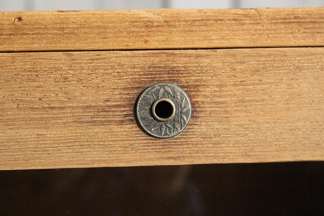 味のある前面ガラスの引き出し3段