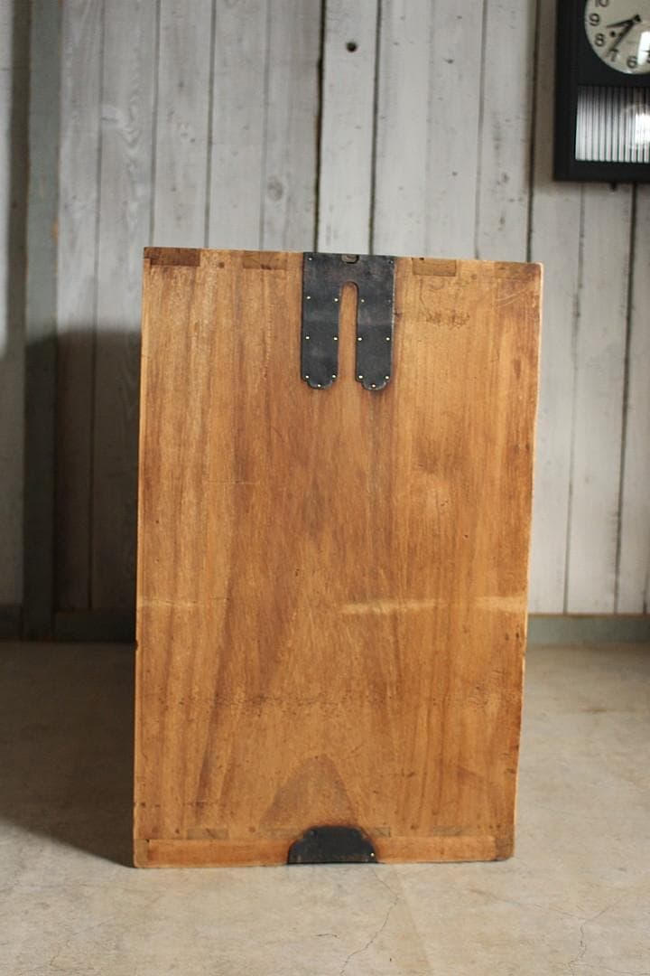 味のある前面ガラスの引き出し3段