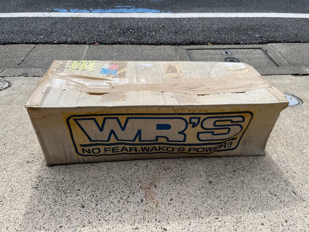 WR’S: Sラウンド スリップオンマフラー（CB400SB/SF 用）