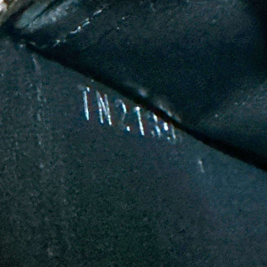 【超美品】ルイヴィトン マヒナ ジッピーウォレット ブラック 長財布 保存袋付き