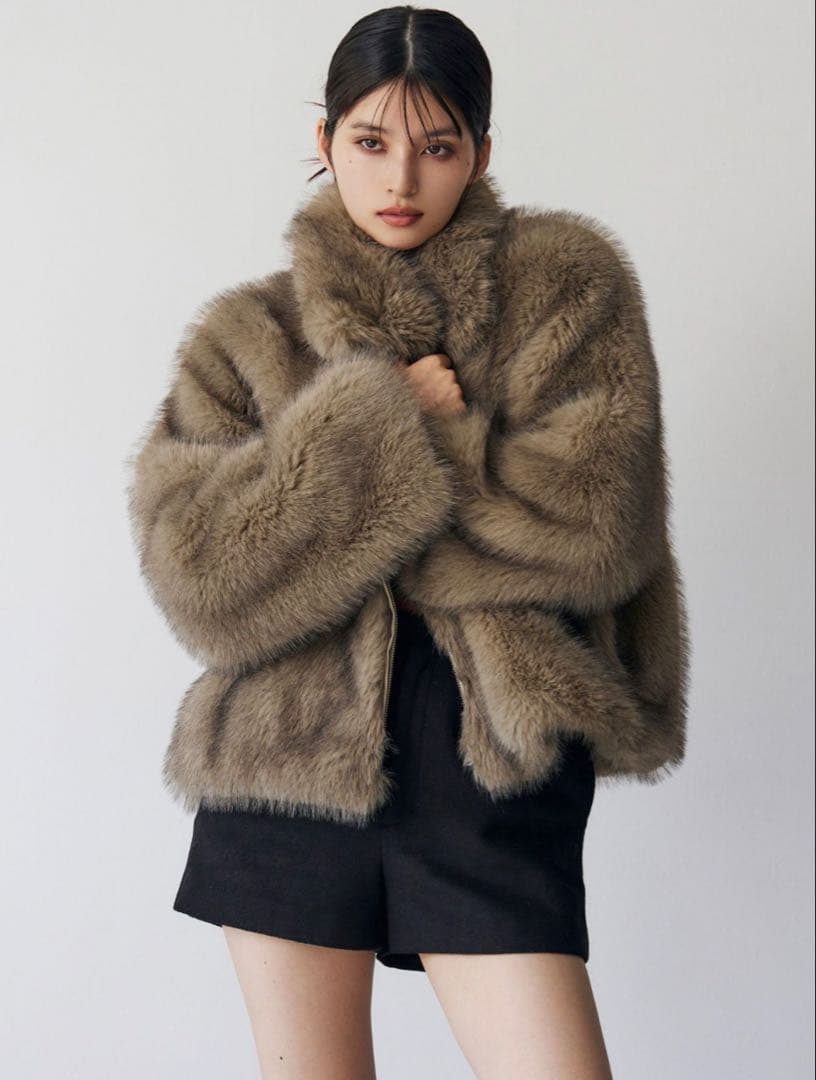 MURUA グレー ファーコート ショート丈