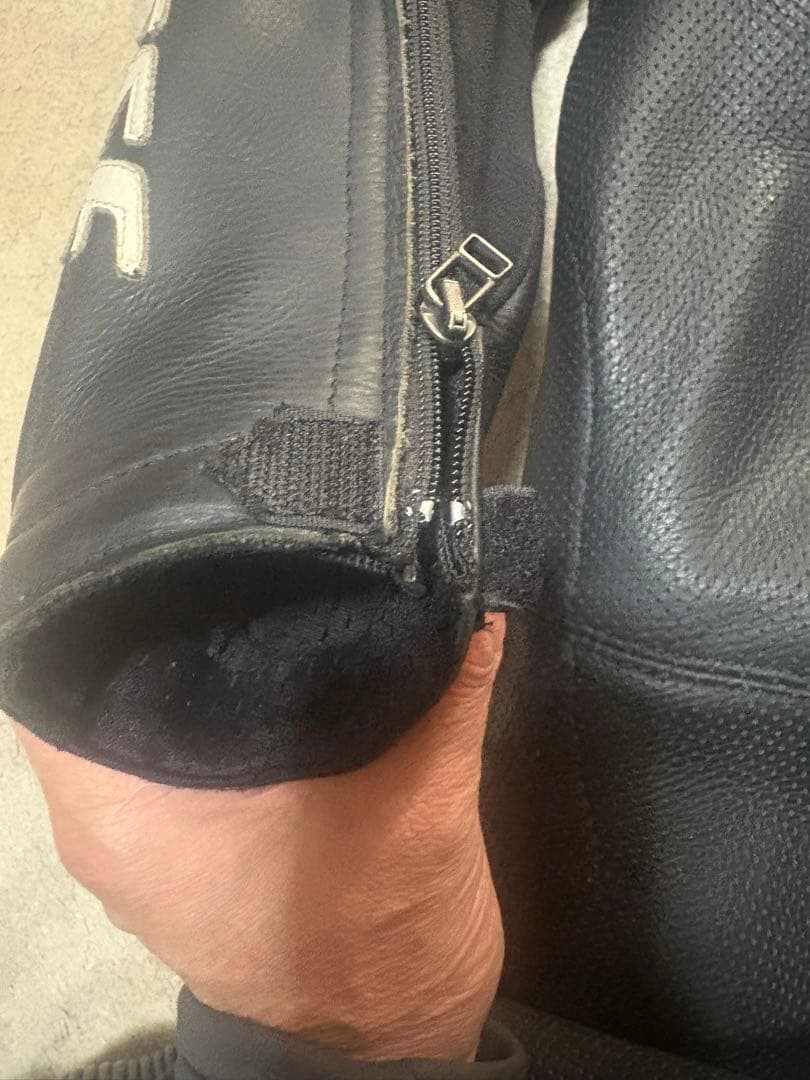 Dainese 黒革ツナギ サイズ46