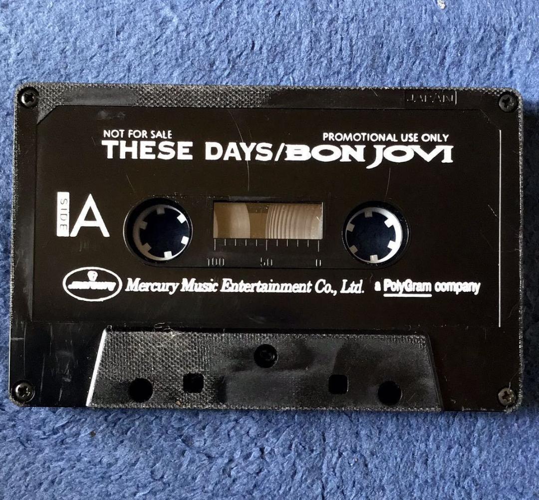 入手困難 レザーケース入 カセットテープ★ボン・ジョヴィ / ジーズ・デイズ