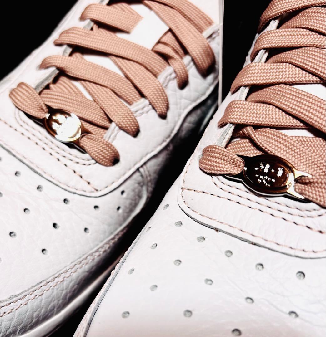 ■新品24.5cm■ナイキ エア フォース 1 07 ミニジュエル メタルロゴ