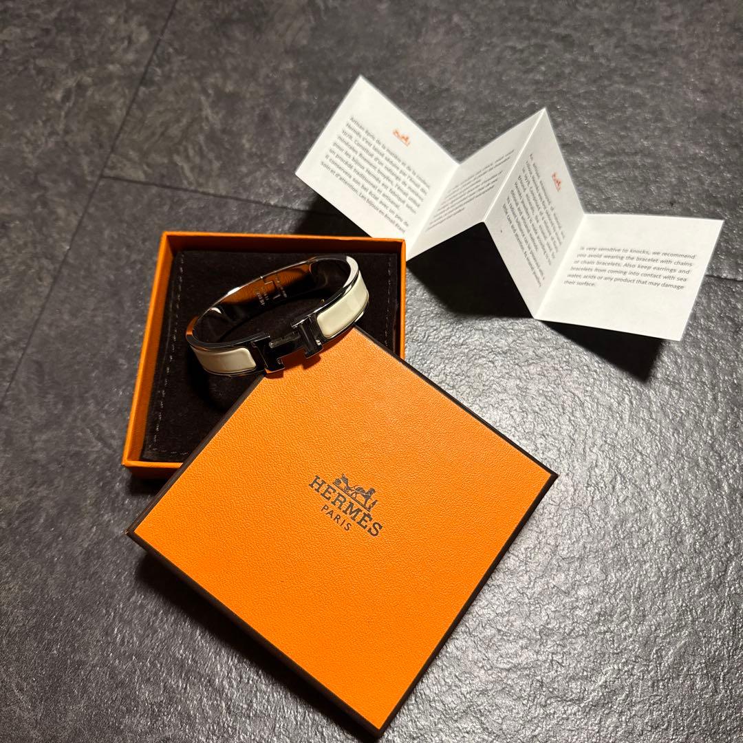HERMES ホワイト・シルバーバングル