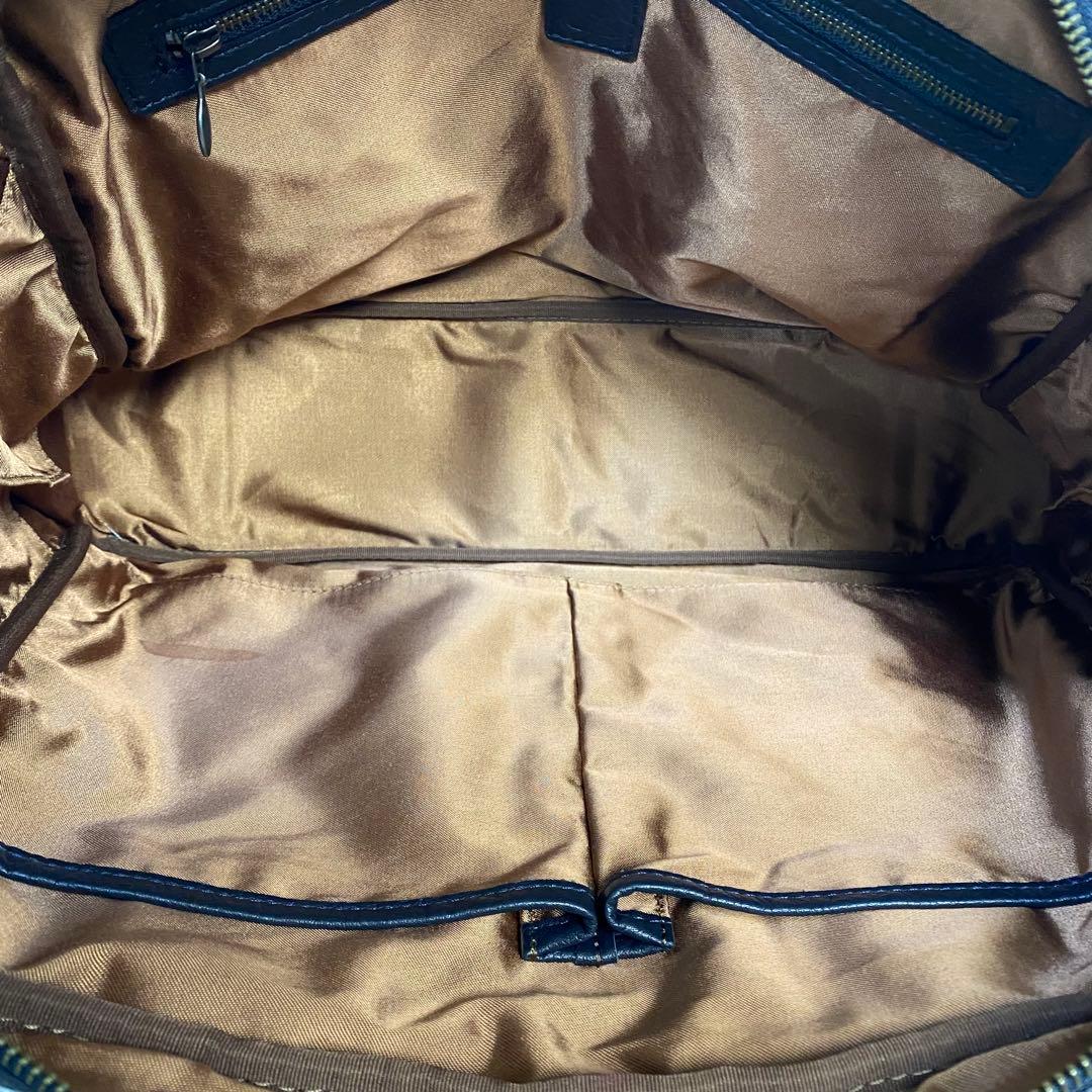 【美品】土屋鞄　ビジネスバッグ　クラルテサージュ　肩掛け　濃紺　ネイビー　レザー