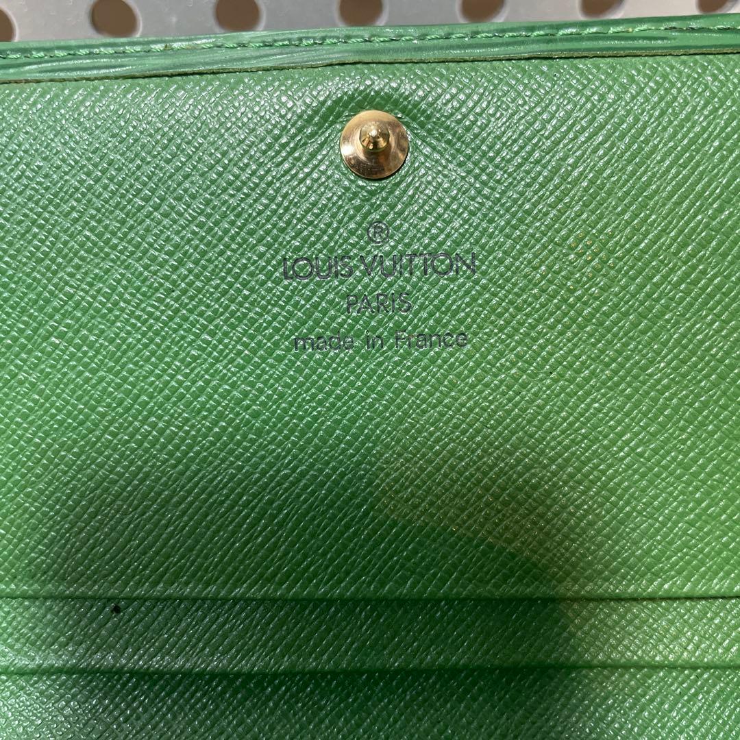 ルイヴィトン エピポルトフォイユ トレゾール 財布 L字ファスナ