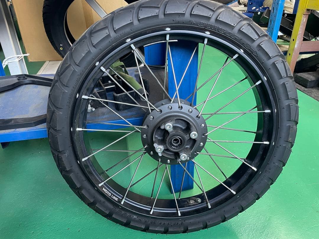 CT125　ハンターカブ　モトライン　チューブレスホイール　タイヤセット