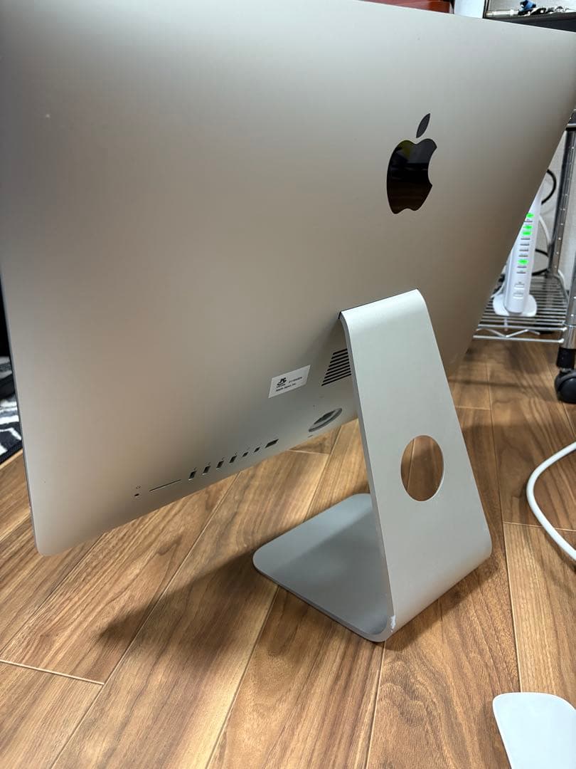 iMac 21.5インチ Retina4K 2015 256GB i5 8GB