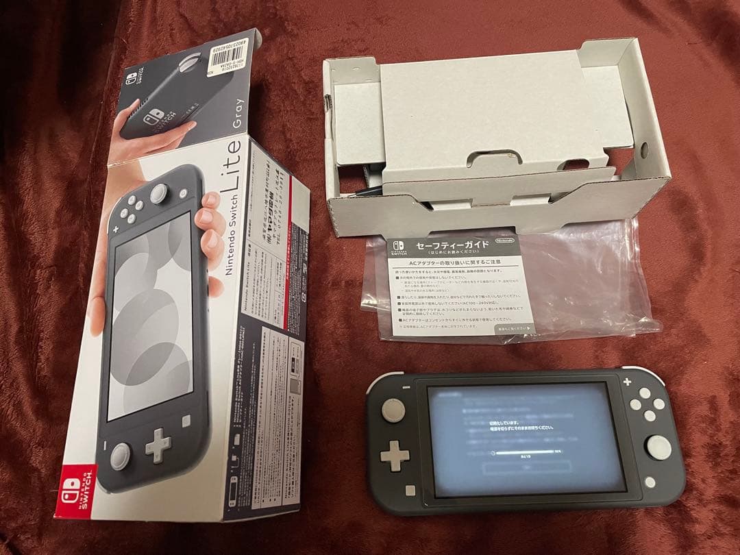 Nintendo Switch Lite グレー 本体　スイッチライト