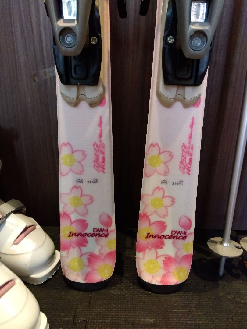 ✨️綺麗✨️HART/学生・ご柄な女性用/スキーセット/メンテ・WAX済✔軽量